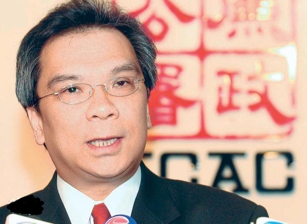 前副廉政專員李銘澤撰文，指特首的道歉論令廉署調查被政治化，令人遺憾。