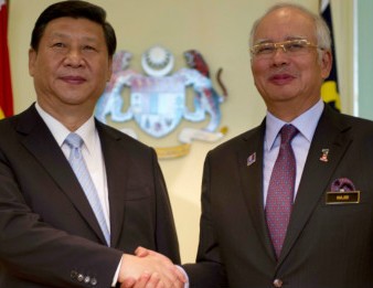 習近平往馬來西亞訪問,獲大馬媒體重視,與奧巴馬取消訪問銷聲匿形成對比。(