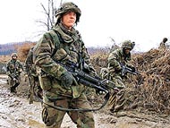 南韓軍隊進入高度戒備狀態，防範北韓隨時再度施襲